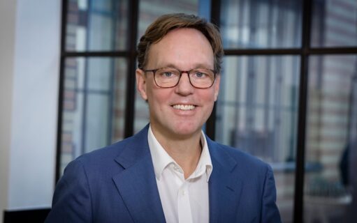 Foto van Jaap Bierman. Hij is per 1 maart 2026 de nieuwe CEO van Energie Beheer Nederland - EBN. Hij volgt daarmee Jan Willem van Hoogstraten op.